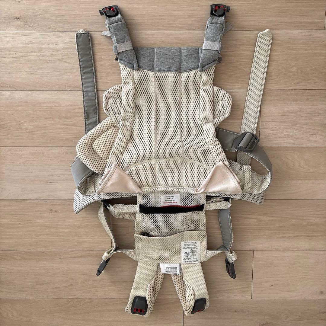 BabyBjorn ベビービョルン♡ 抱っこ紐 ハーモニー クリーム