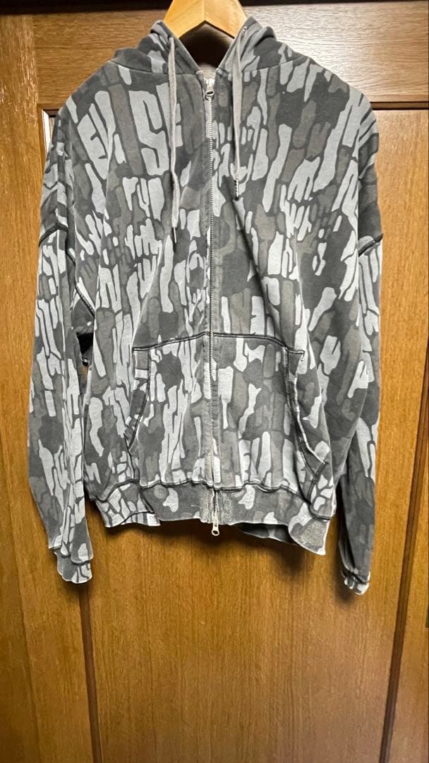 evisen skateboards パーカー