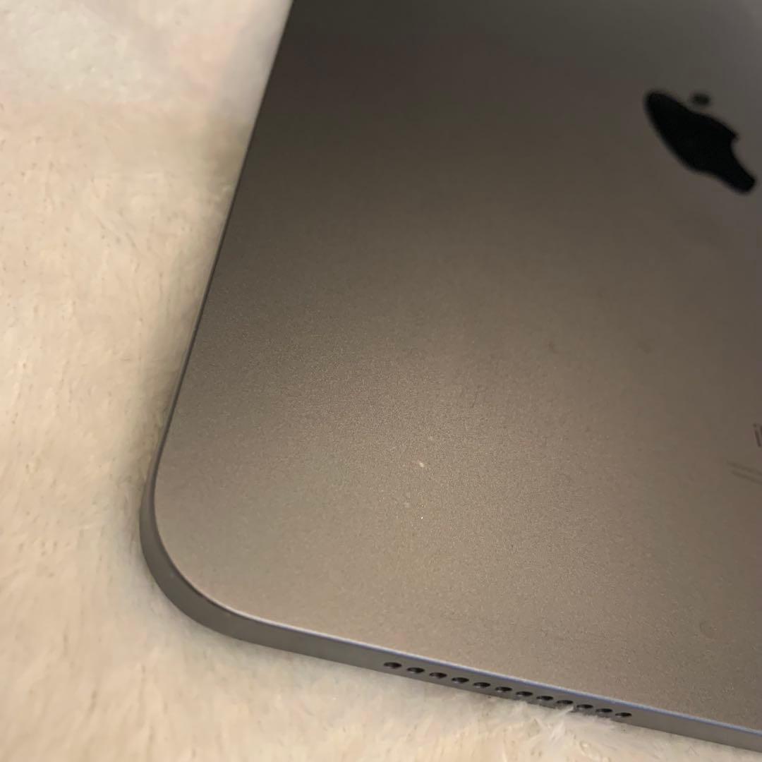 美品 iPad Air (第4世代) Wi-Fiモデル 64GB