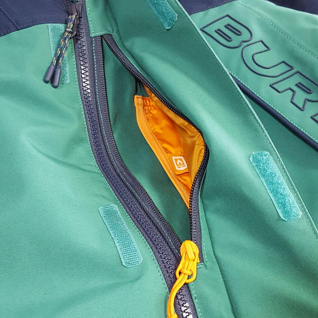 美品 バートン メンズ スノージャケット ブリーチ ゴアテックス 防水透湿 L