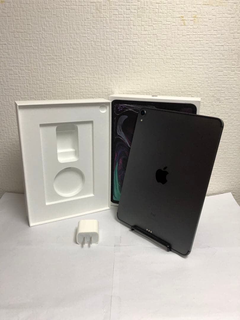 iPad Pro 11インチ (第1世代) SIMフリー 256GB No.23