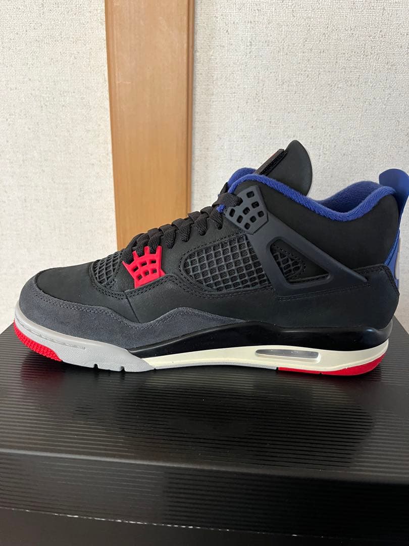 i*5様 Air Jordan 4