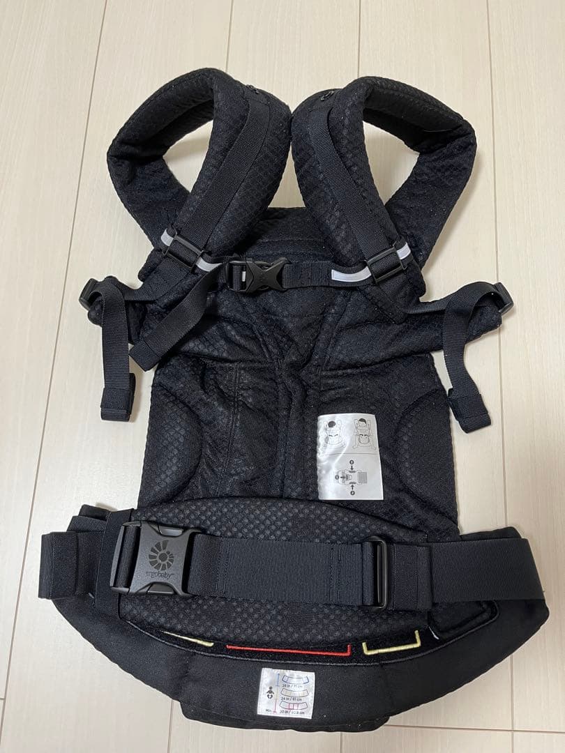 ergobaby オムニブリーズ 抱っこひもオニキスブラック