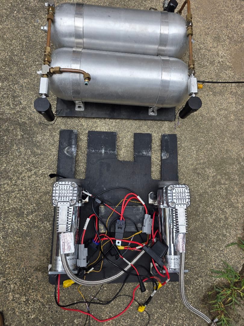 エアサス エアマネジメント エアコンプレッサー アルファード ヴェルファイア