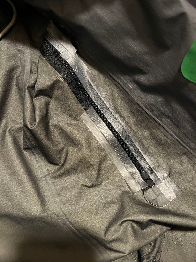 ARC'TERYX GORE-TEXベータ