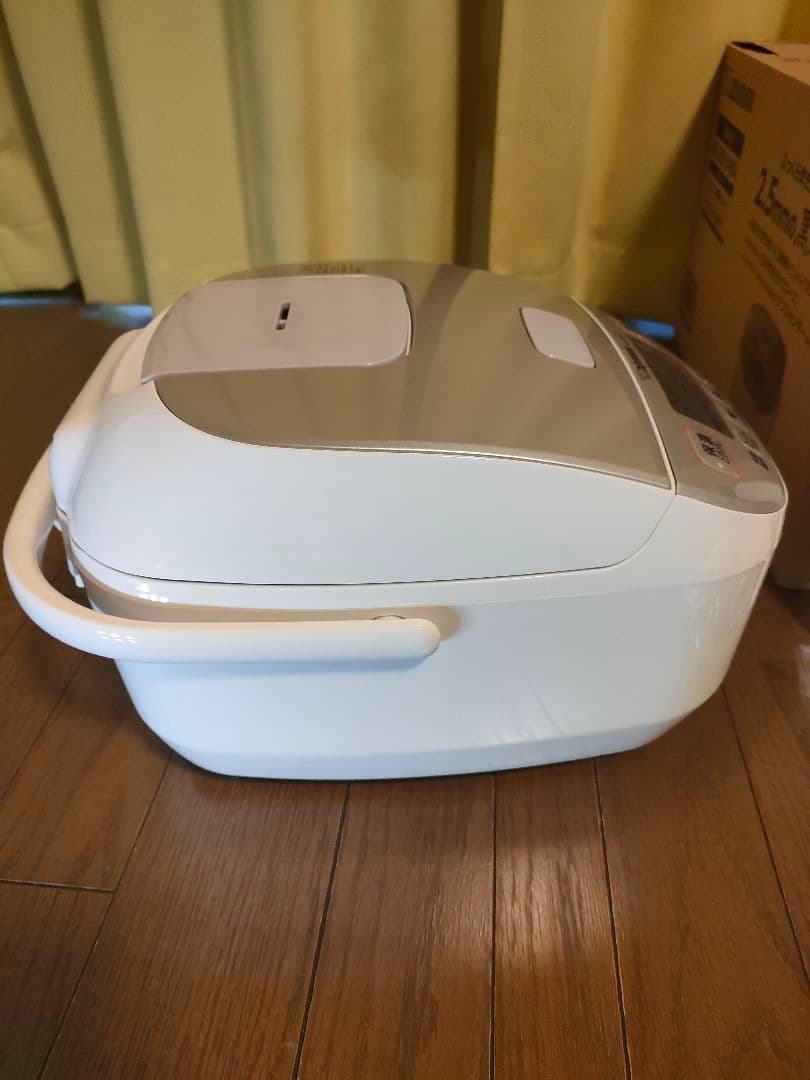 2024年製 象印 NL-DB10-WA 5.5合 炊飯器