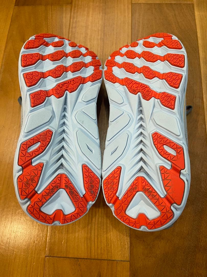 HOKA ランニングシューズ / CLIFTON 8 / 27.0cm