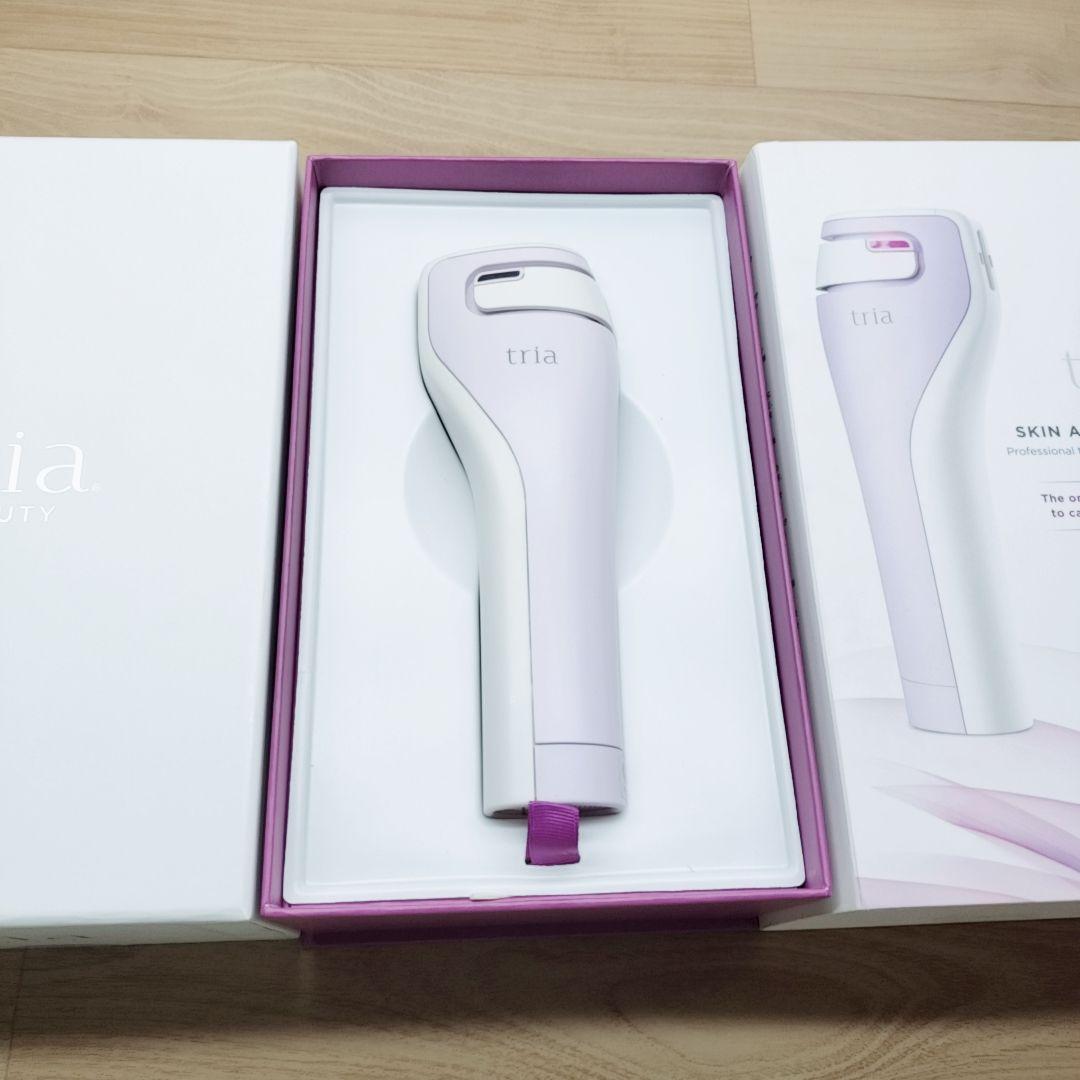 ほぼ未使用品⭐️付属品完備 トリア スキン エイジングケア レーザー Tria