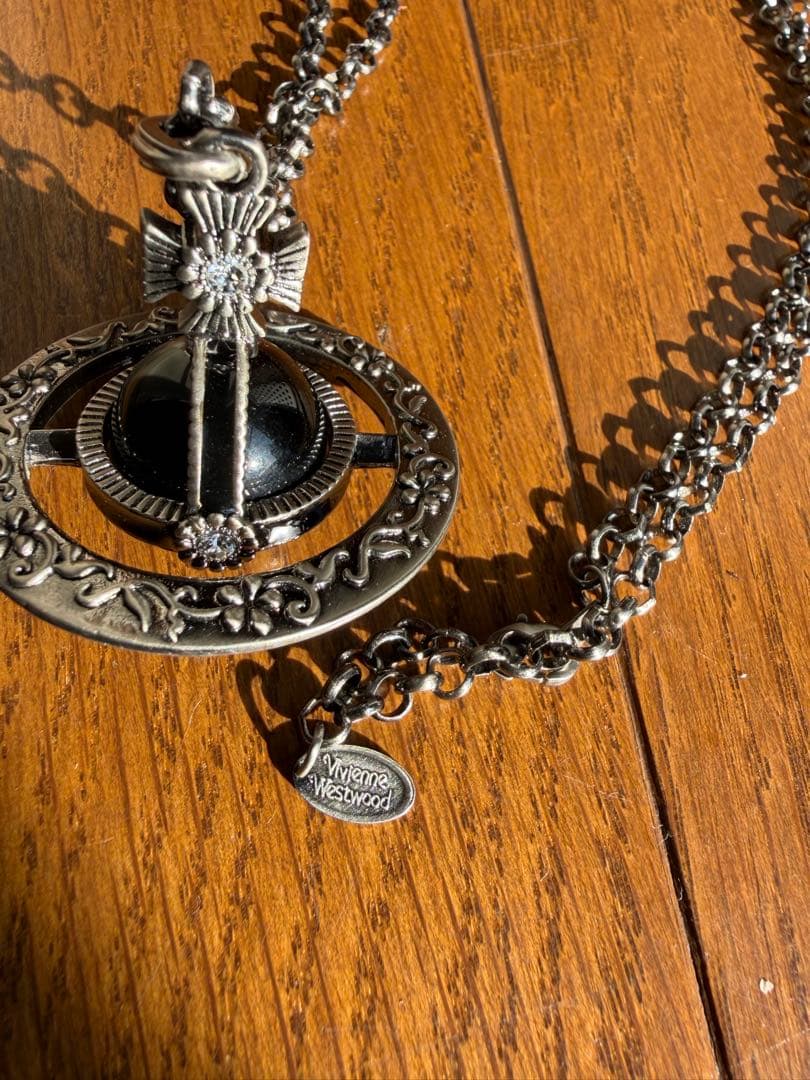 Vivienne Westwoodスモール オーブ ネックレス 総柄