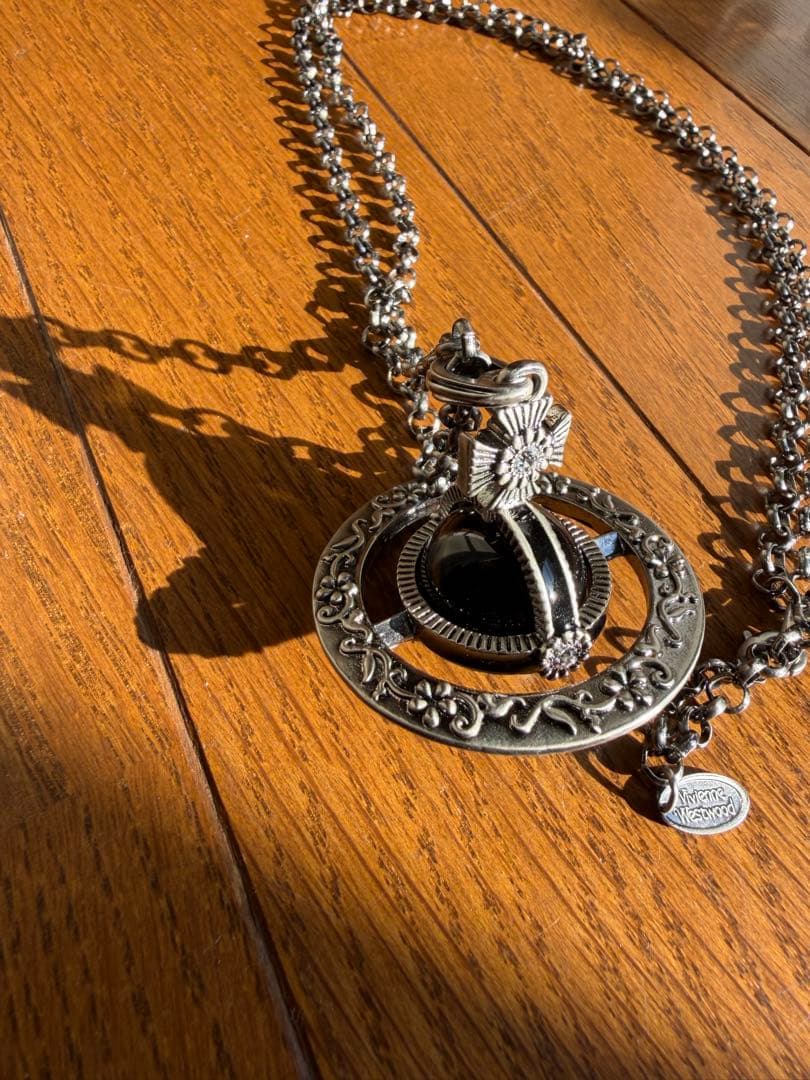 Vivienne Westwoodスモール オーブ ネックレス 総柄