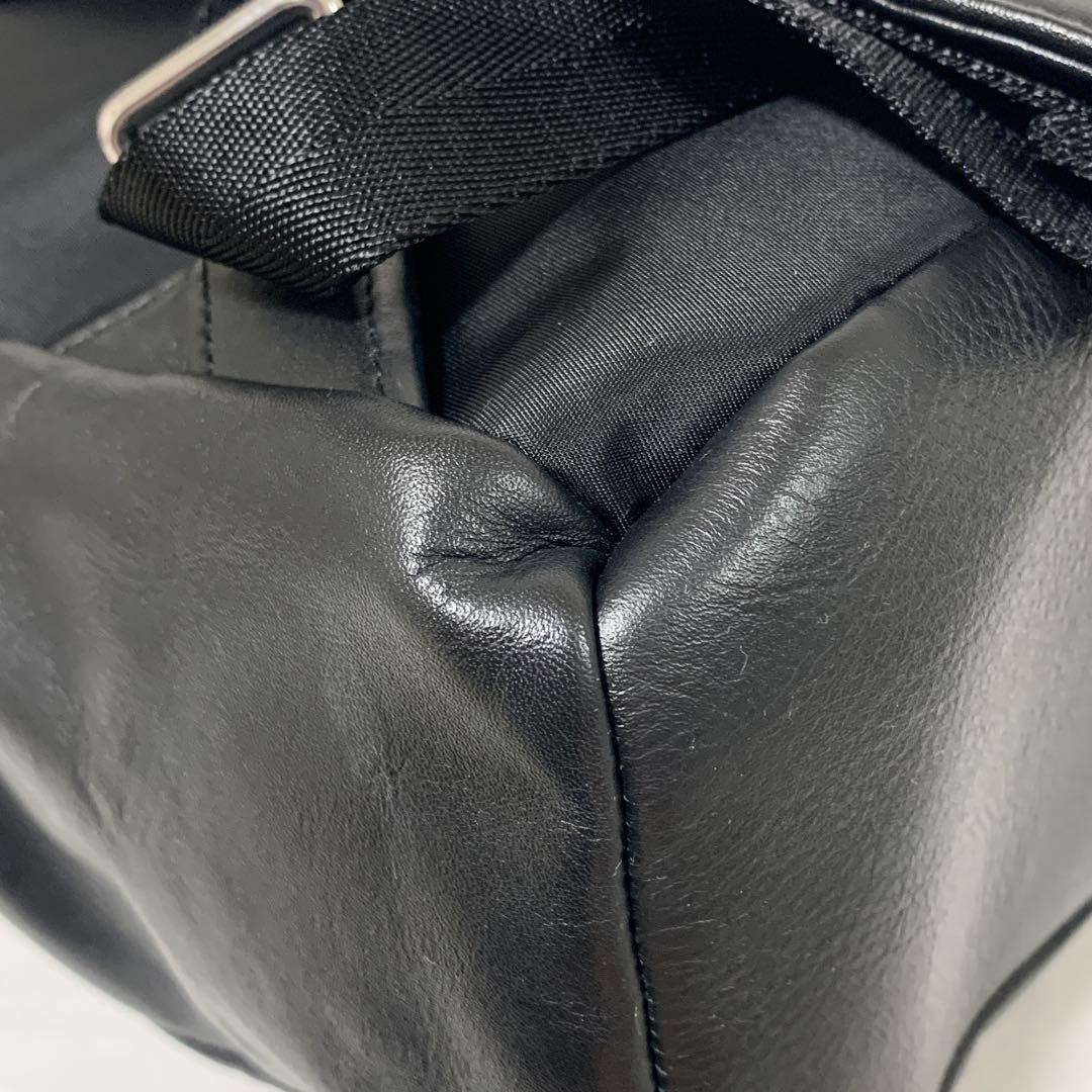 【雑紙掲載　A4収容可能】ガリャルダガランテ　リュック　バックパック　レザー　黒