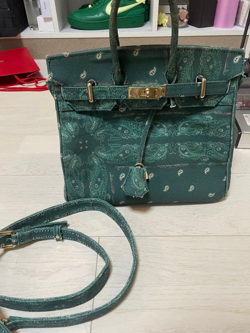 THE WORLD IS YOURS ワールドイズユアーズ　ペイズリー　バーキン