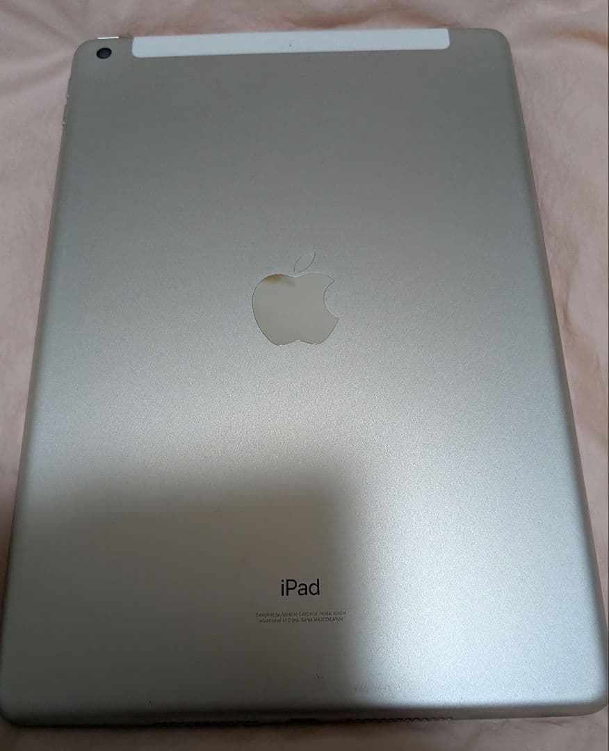 iPad 10.2_9 第9世代 64GB Wi-Fiセルラー シルバー