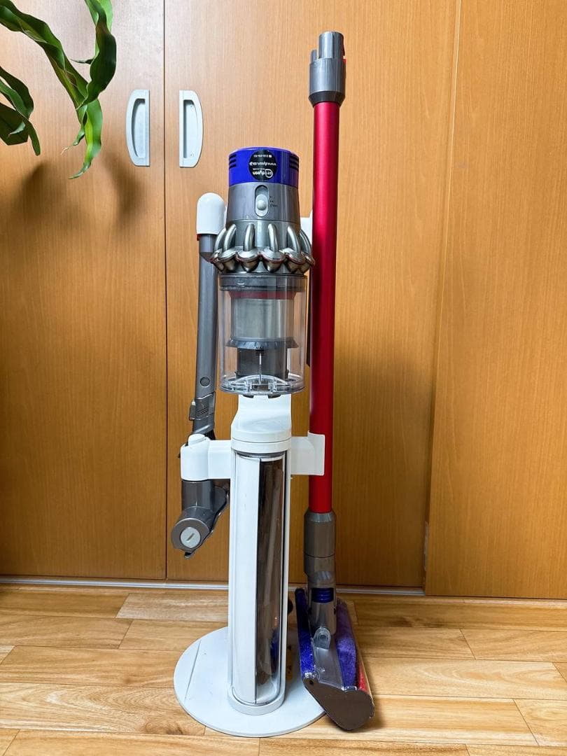 【分解洗浄済】296-ダイソン dyson v10 sv12 掃除機 作動品