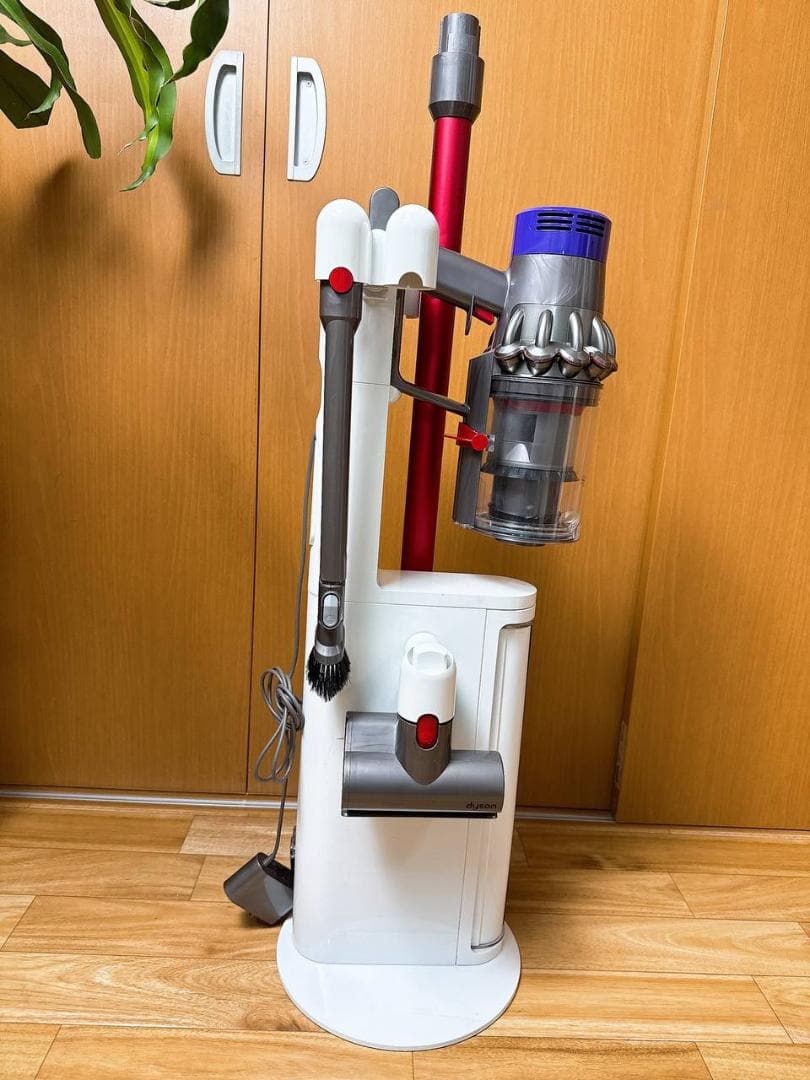 【分解洗浄済】296-ダイソン dyson v10 sv12 掃除機 作動品