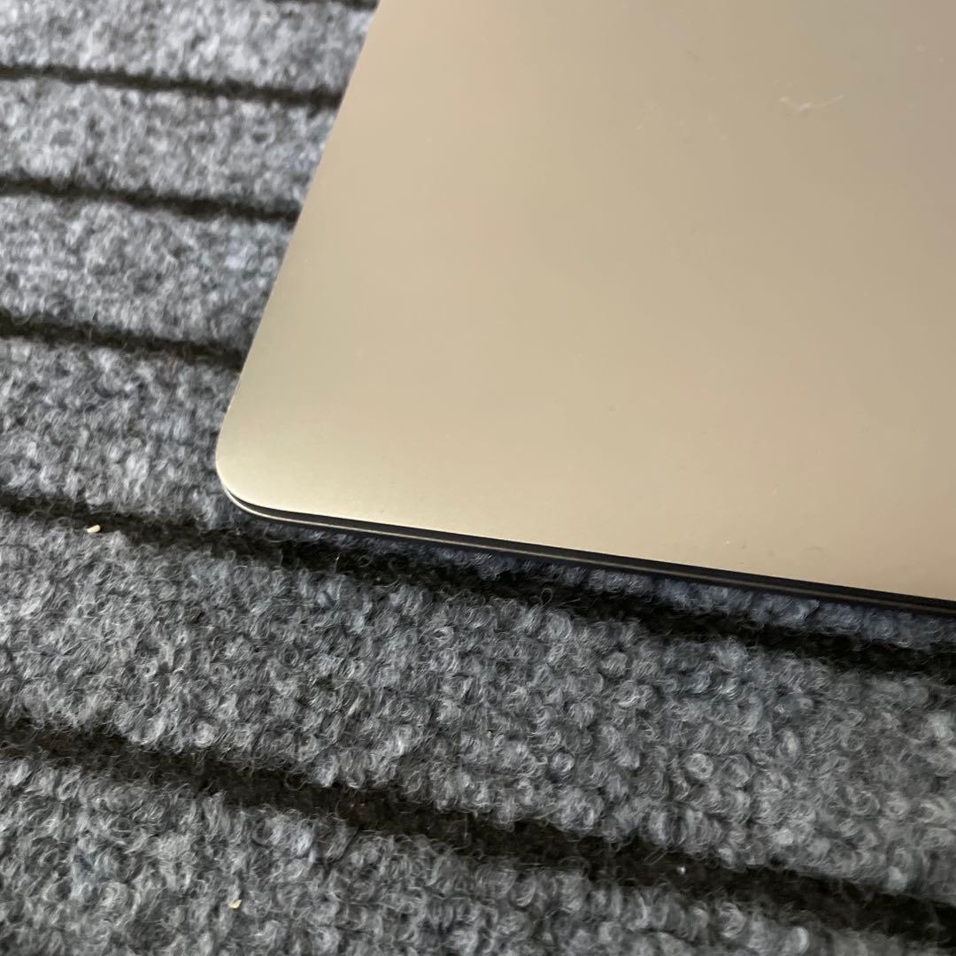MacBook本体 143 MacBook Air 13.3 2020 M1 8GB 256GB