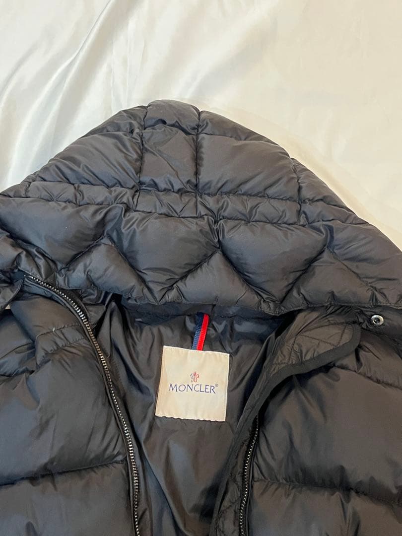 モンクレイル　ダウンジャケット　サイズ1