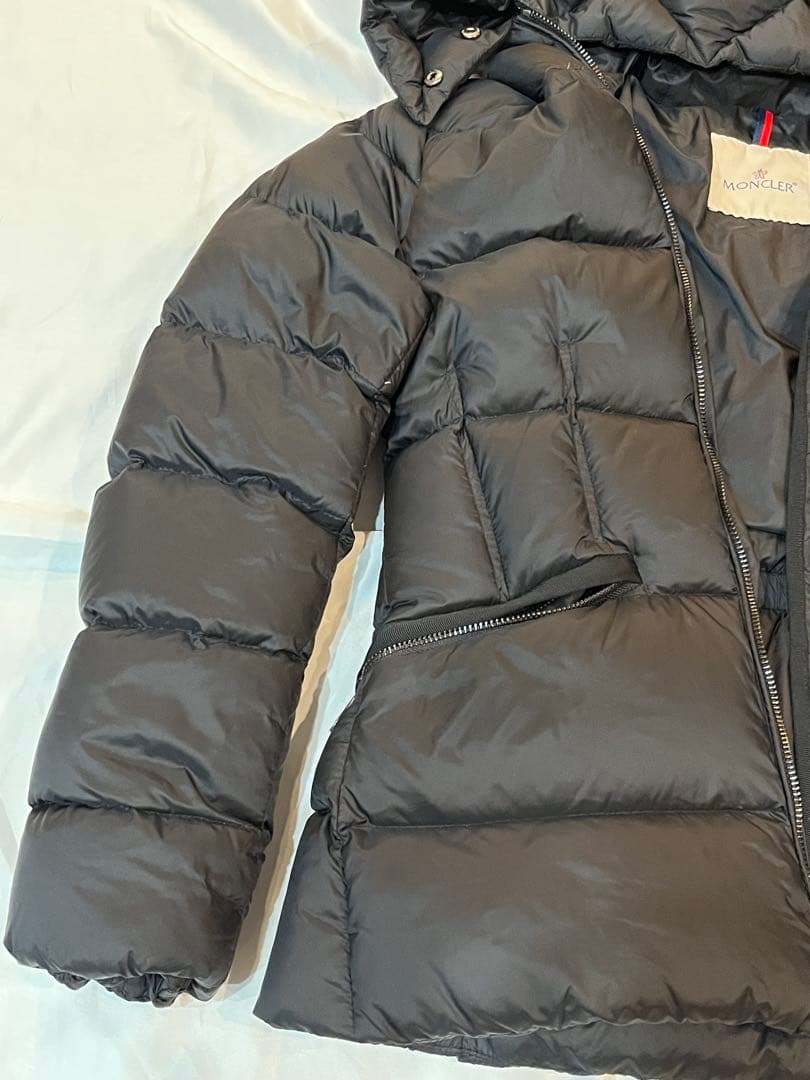 モンクレイル　ダウンジャケット　サイズ1
