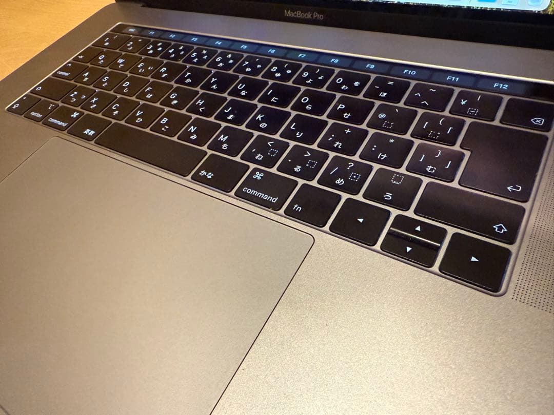MacBook Pro 2018 15インチ スペースグレー 本体