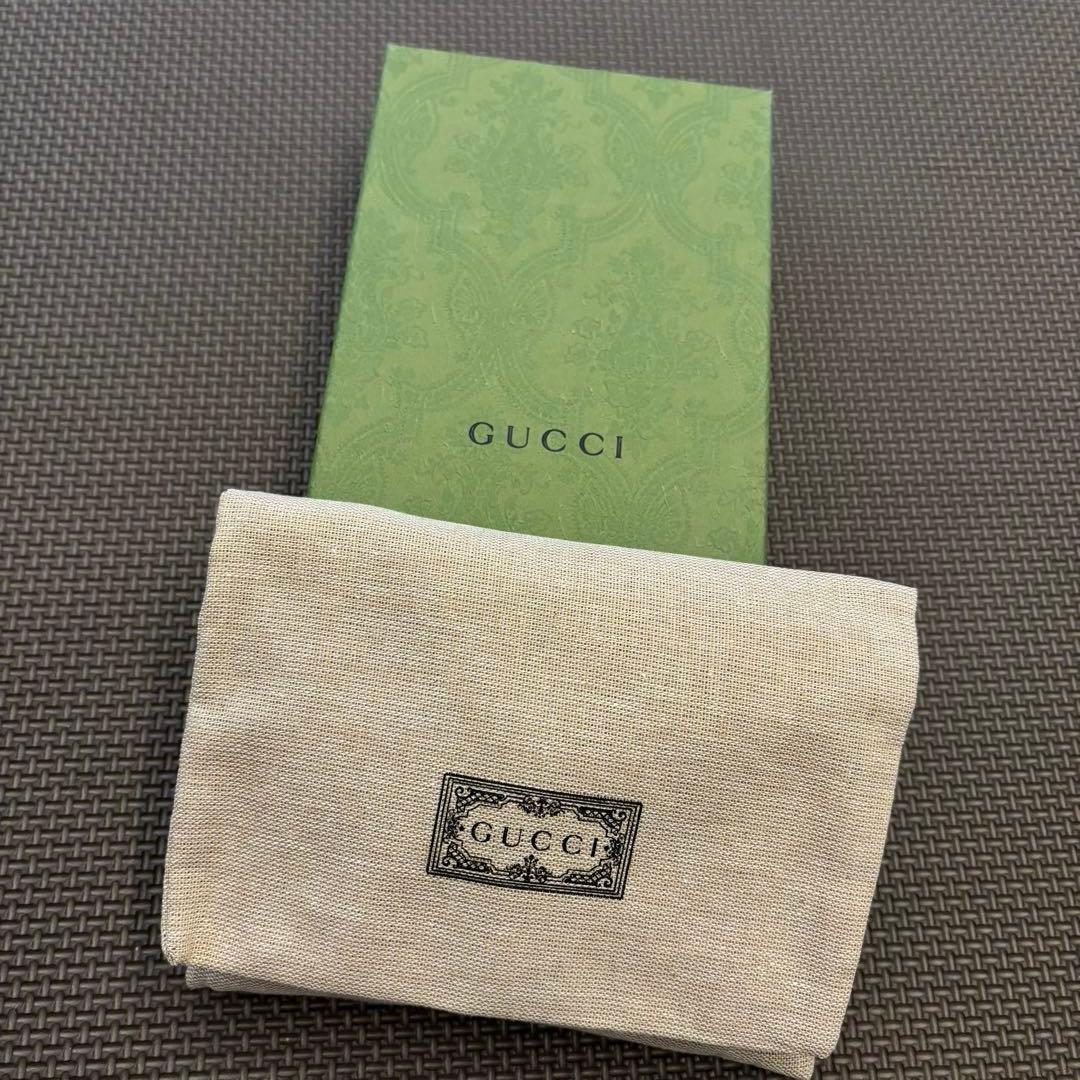 【美品】GUCCI 財布 GGマーモント ミディアムウォレット