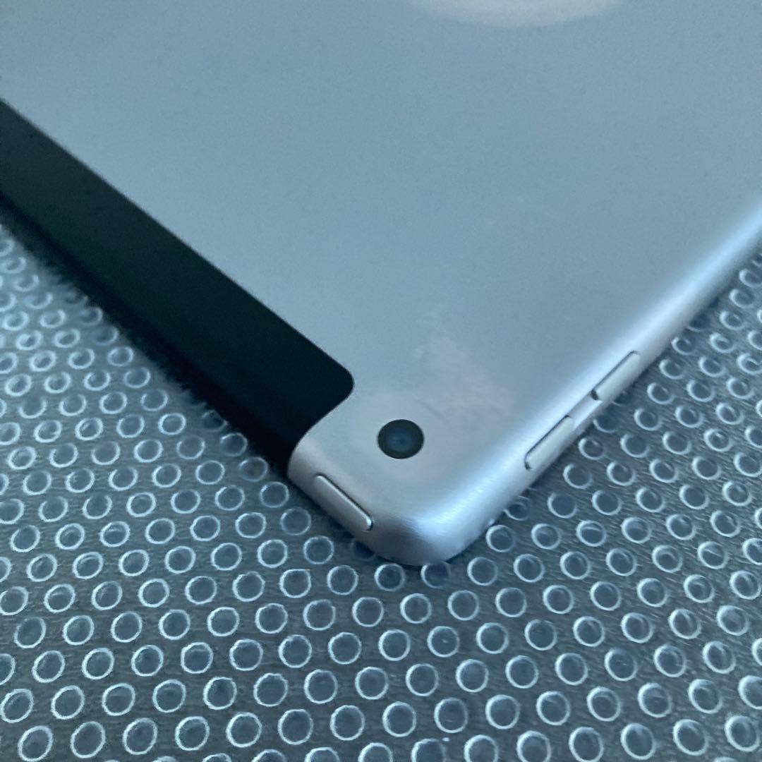 3942【早い者勝ち】iPad6 第6世代 32GB SIMフリー☆