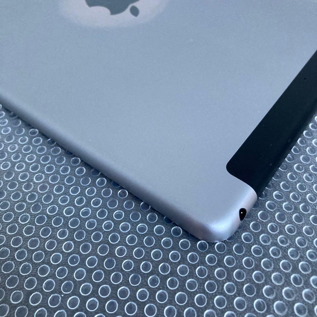 3942【早い者勝ち】iPad6 第6世代 32GB SIMフリー☆