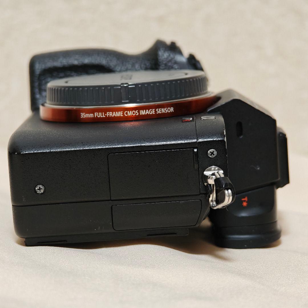 Sony ソニー α7R II（ILCE-7RM2）ボディ　本体　ミラーレス一眼
