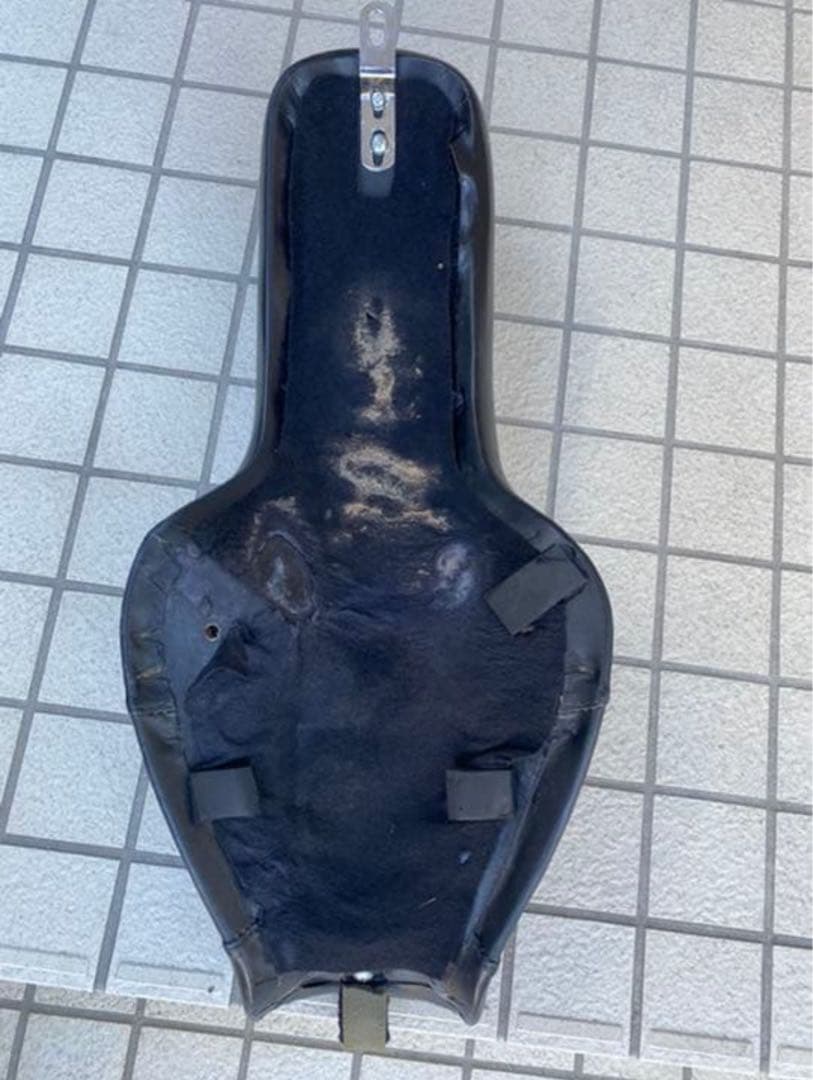 スポーツスター キングアンドクイーンシート