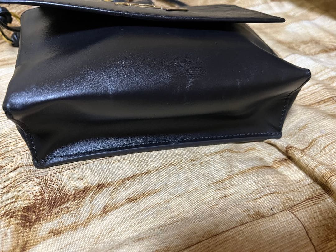 正規ブルックリンear総レザーL43cm2way美品＋BOX型斜め 両チャーム付