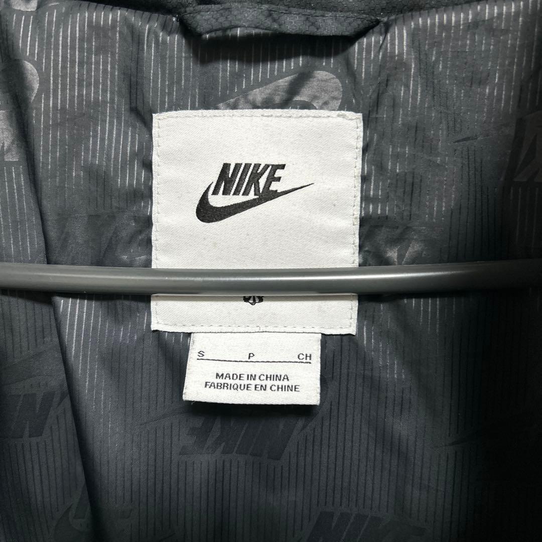 Nike ブラック ダウンジャケット S