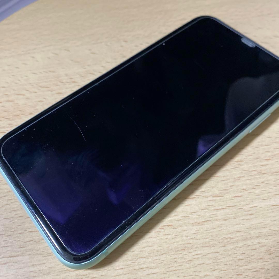 iPhone 11 グリーン 64GB SIMフリー バッテリー70%台 画面割