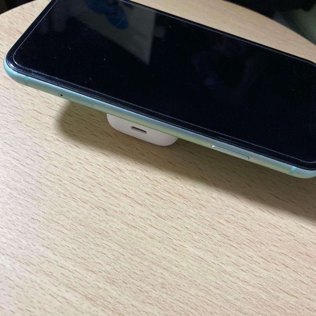 iPhone 11 グリーン 64GB SIMフリー バッテリー70%台 画面割