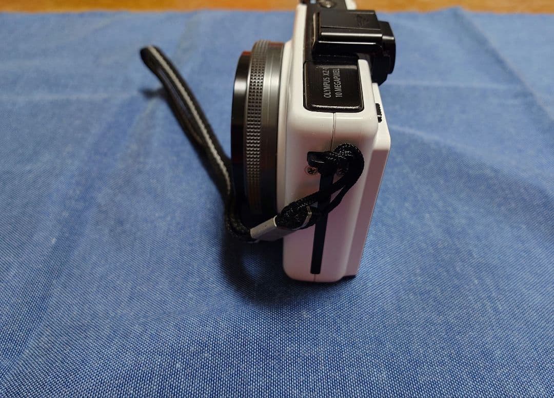 OLYMPUS xz-1 純正充電器付き