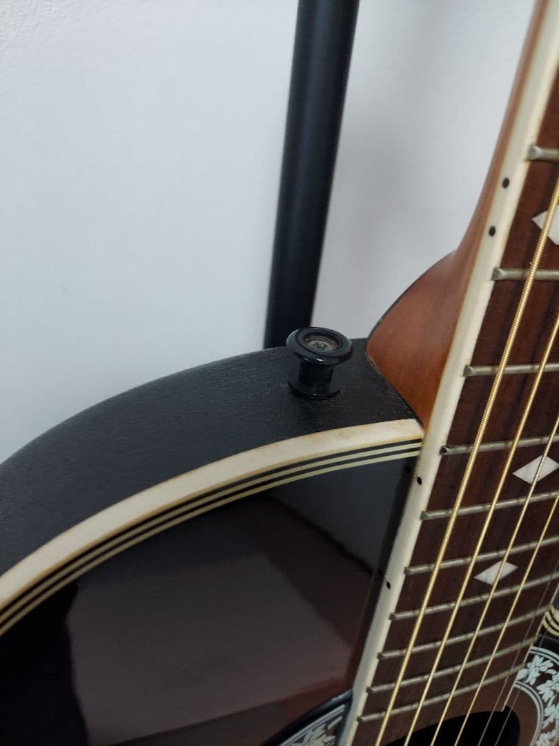 特価　Kガレージ 　エレアコ　 サンバースト　トラ目