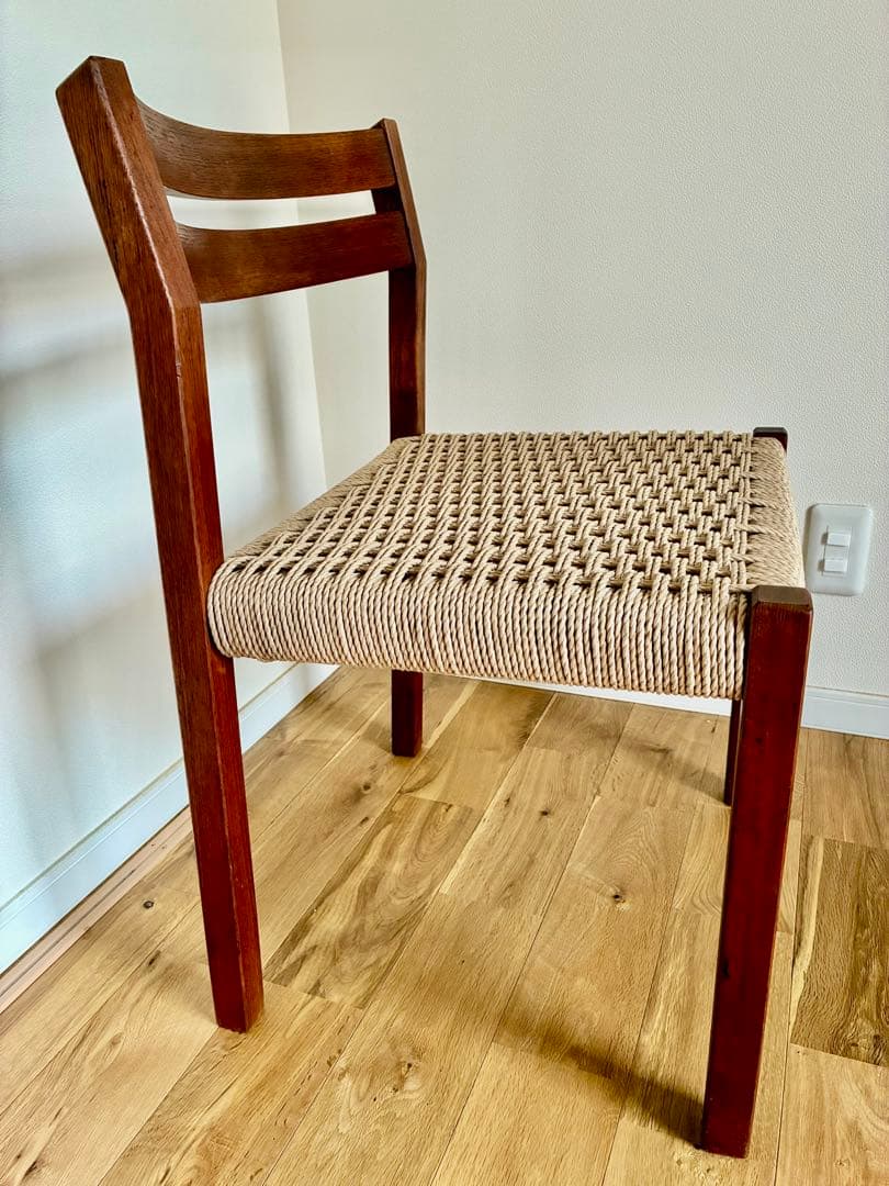 極美品　J.L.Moller jlモラー チーク材 ウェグナー　yチェア