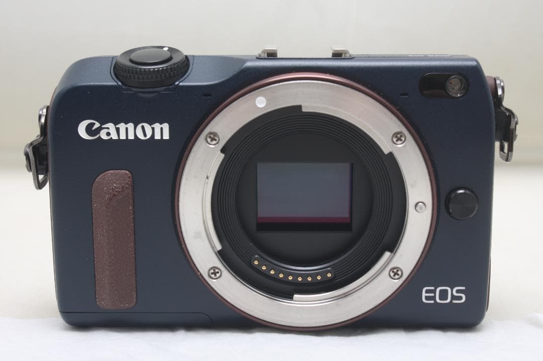 ★良品★ キヤノン EOS M2 ボディ