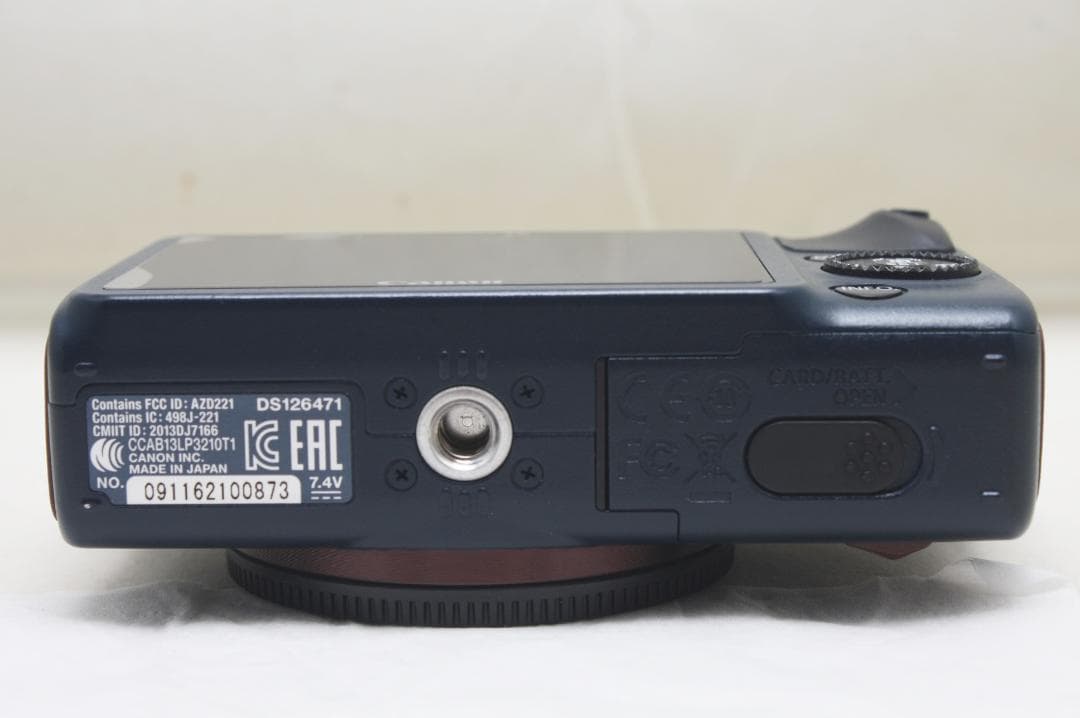 ★良品★ キヤノン EOS M2 ボディ