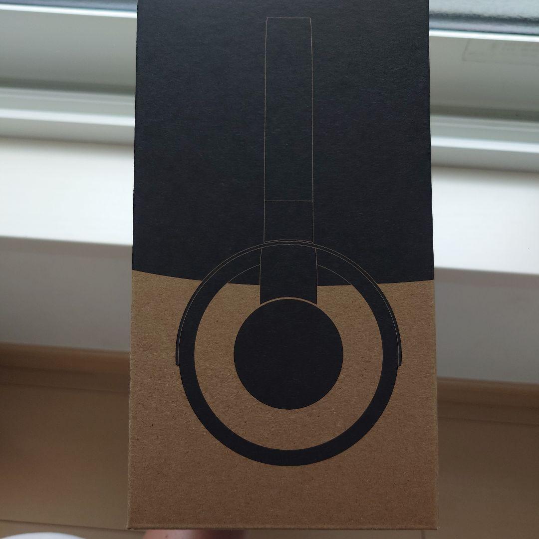 Nura ONE オンイヤースピーカー MBH001　ライトグレー