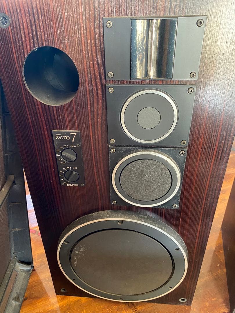 スピーカー・ウーファー Victor zero7