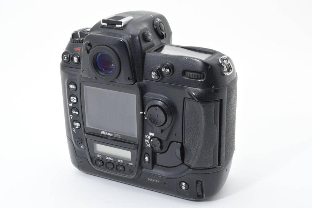 ★ショット数: 57152回・良品★ ニコン NIKON D2X ボディ#922