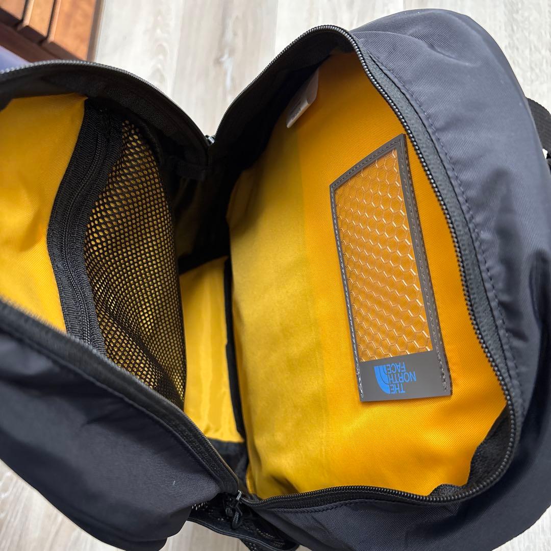 新品 ノースフェイス リュック　スモールデイ　キッズ　ブラック　15L
