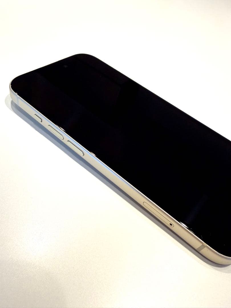 (美品) iPhone 15 128GB イエロー SIMフリー (訳あり)