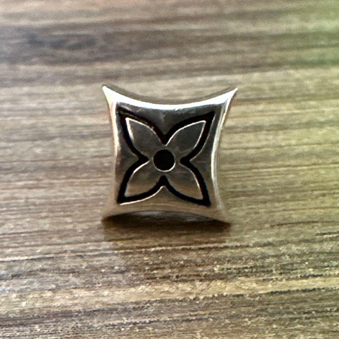 Louis Vuitton ルイヴィトンピアス片耳