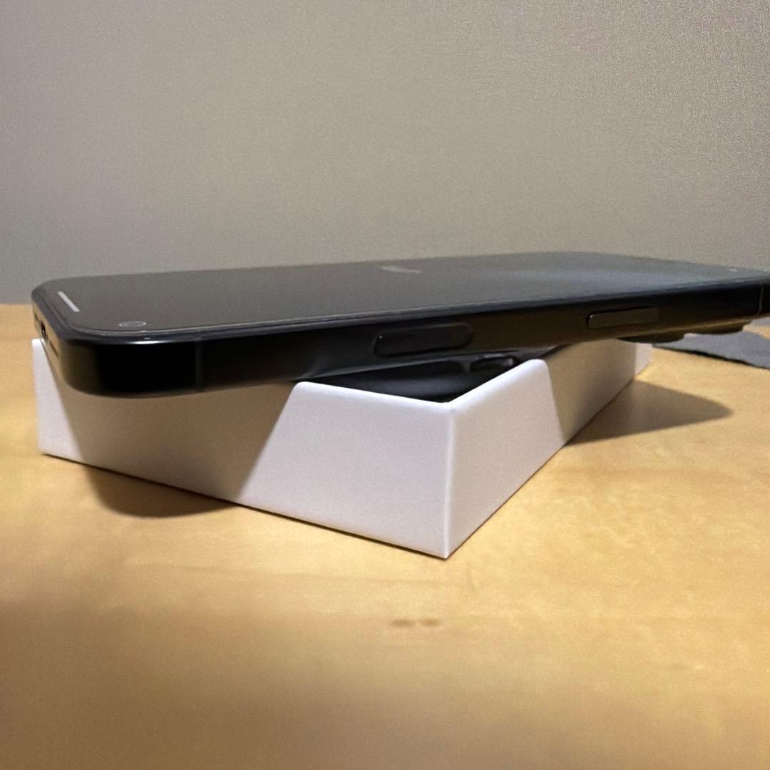 スマートフォン本体 iPhone 16 Pro Black Titanium 256GB