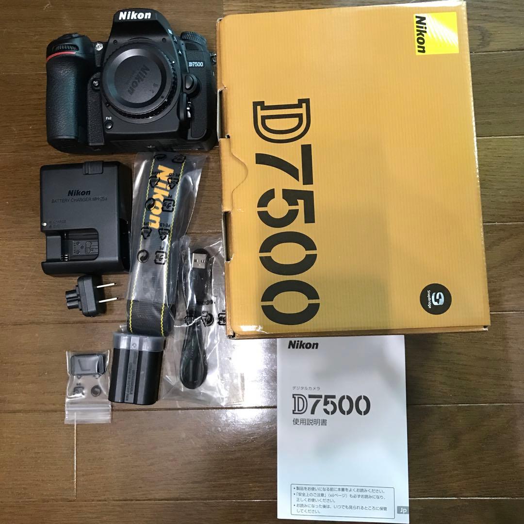 新品同様 ニコンD7500デジタル一眼レフ　ボディ