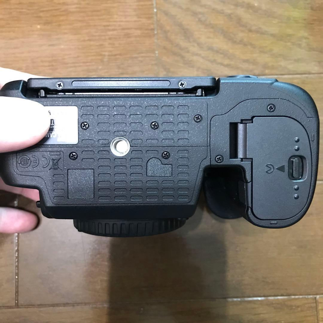 新品同様 ニコンD7500デジタル一眼レフ　ボディ