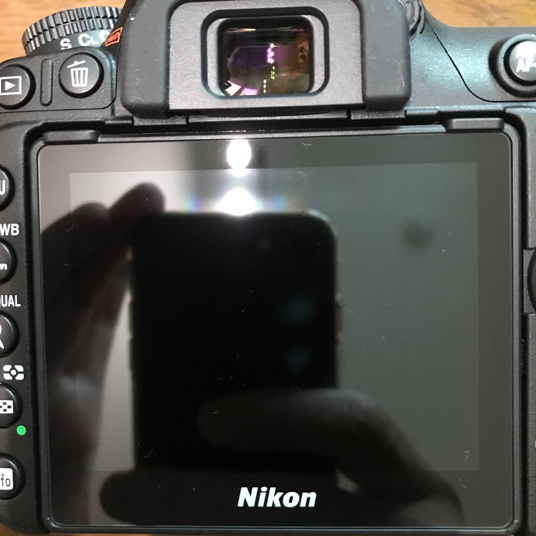 新品同様 ニコンD7500デジタル一眼レフ　ボディ