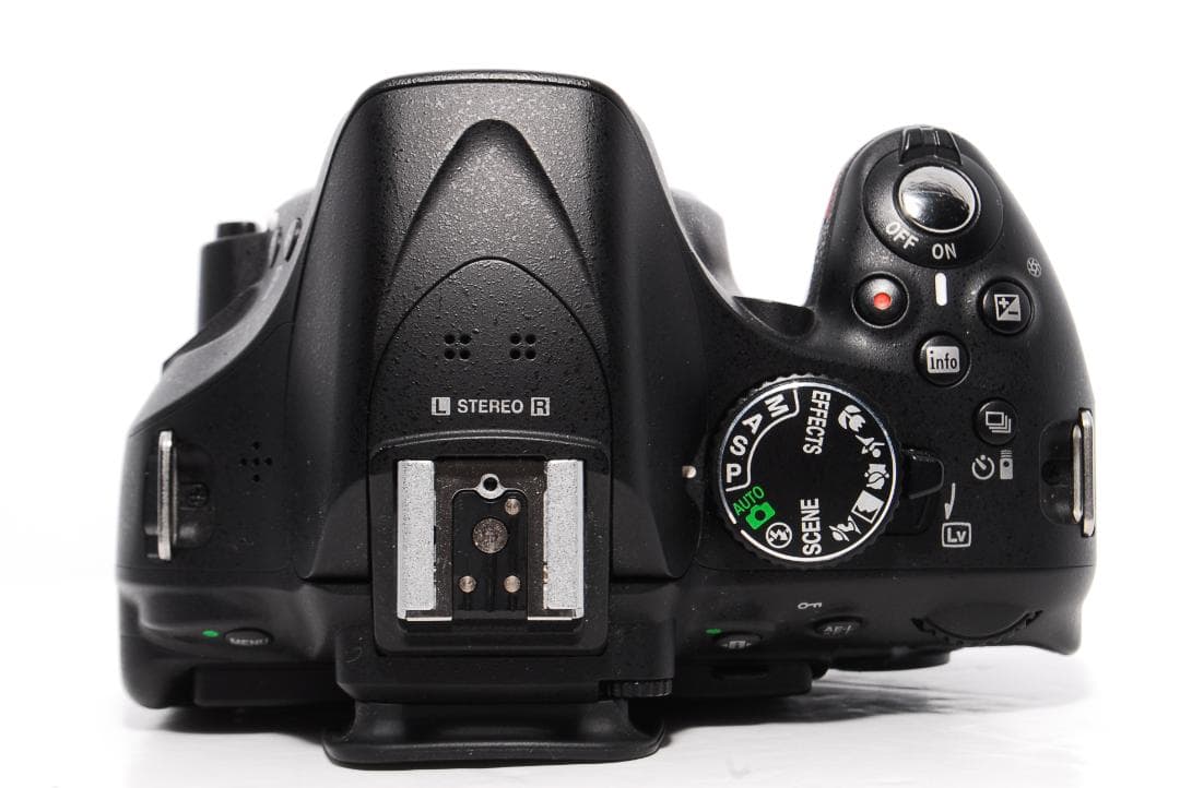 ✨初心者向け機種 スマホ転送可✨Nikon D5200ダブルレンズセット