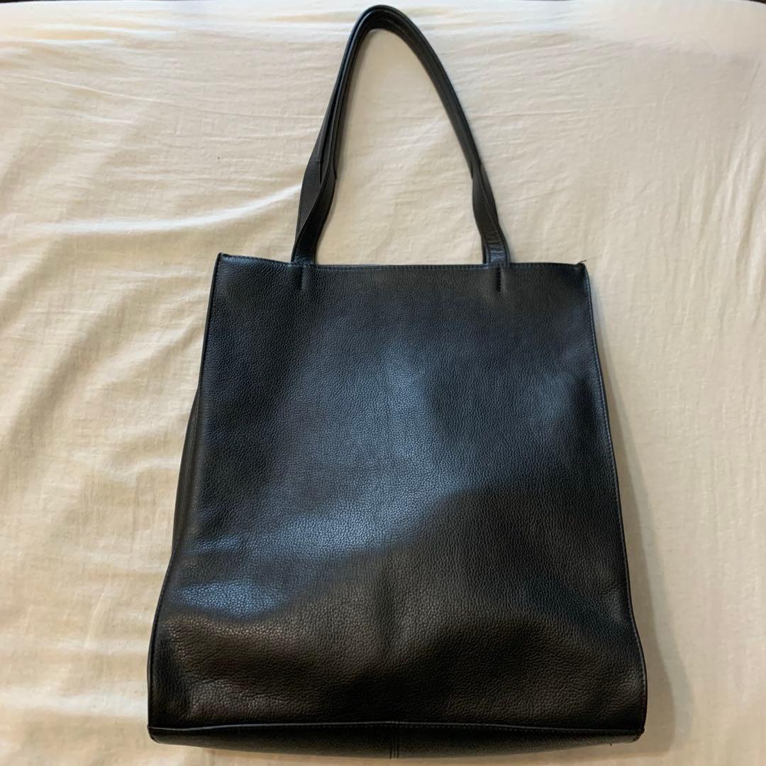 SONNE バッグ レザートートバッグ 縦型 CLAUDIO ブラック　黒