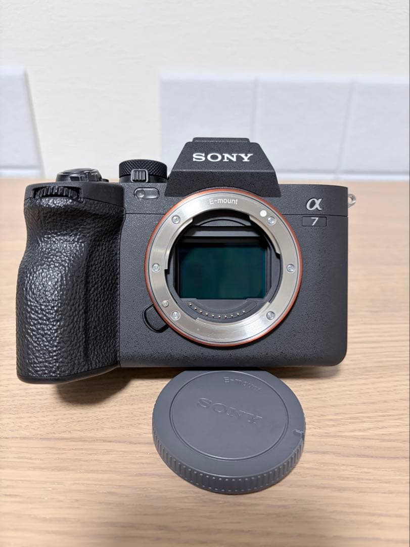 Sony A7 IV ILCE 7M4/B ボディ　カメラ　ソニー
